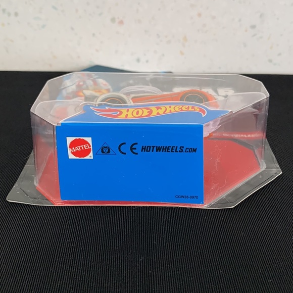 2014 Mattel Hot Wheels Disney Star Wars Luke Skywalker Car - Picture 10 of 16